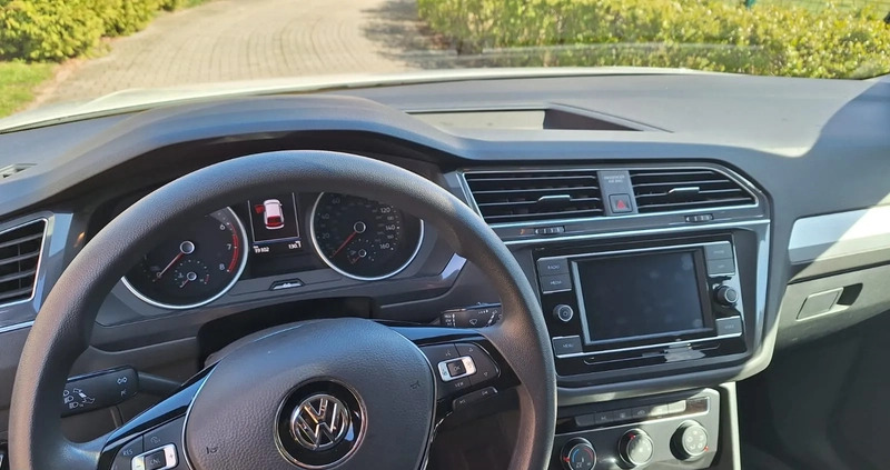 Volkswagen Tiguan cena 128000 przebieg: 19100, rok produkcji 2020 z Piaseczno małe 154